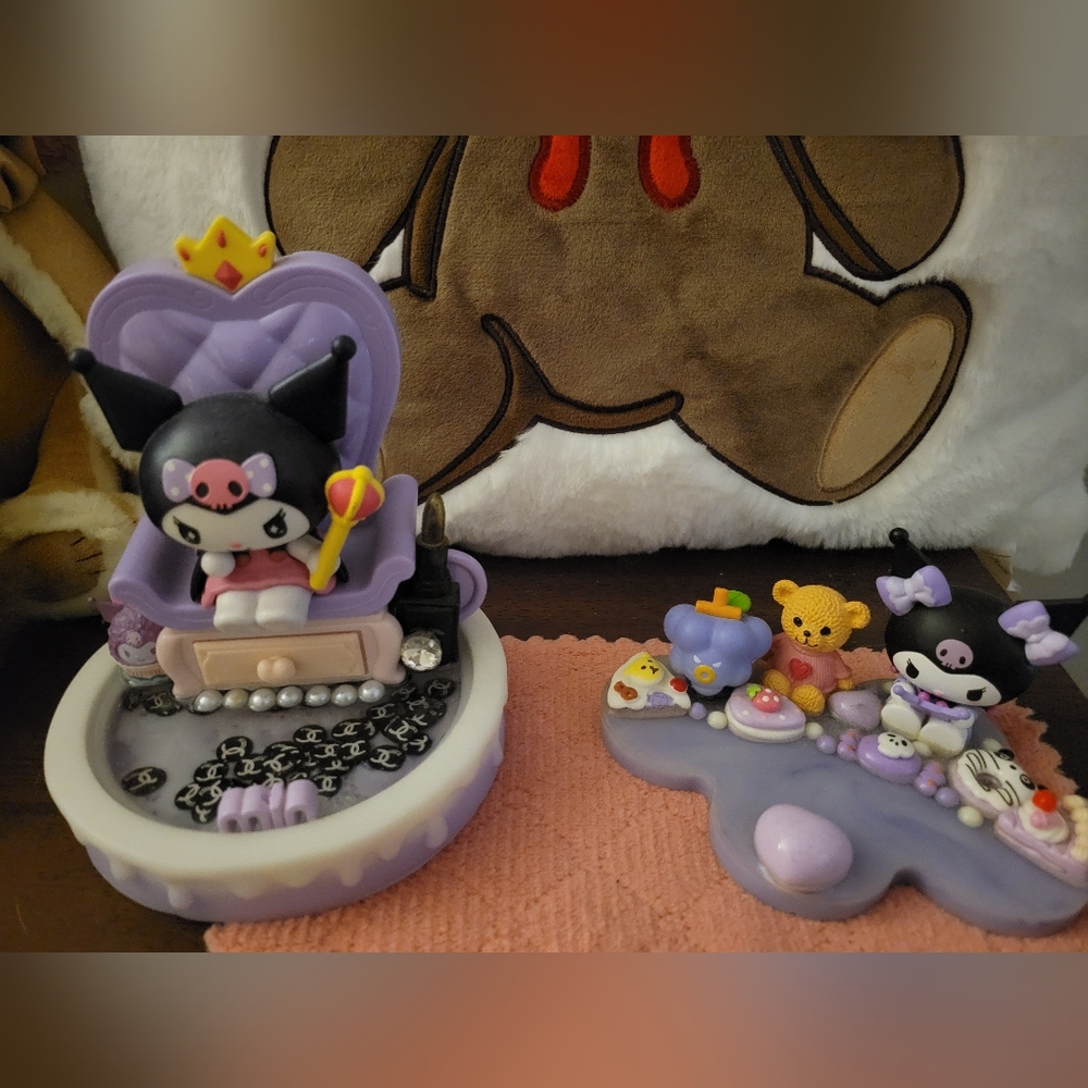 Charming Purple and Black Figurine Set